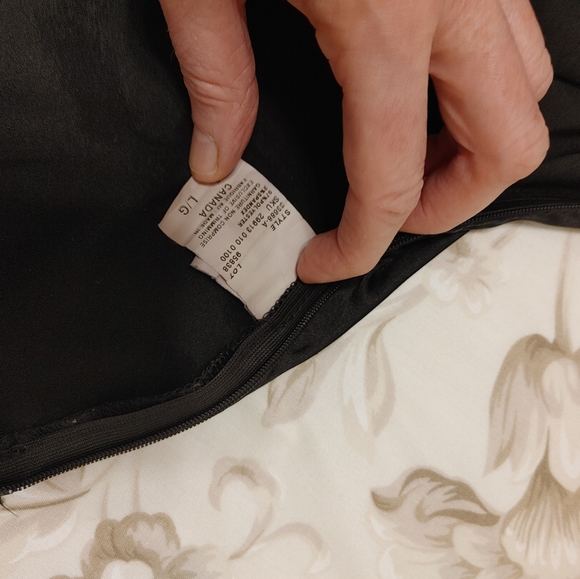 Le Chateau top - Picture 5 of 6